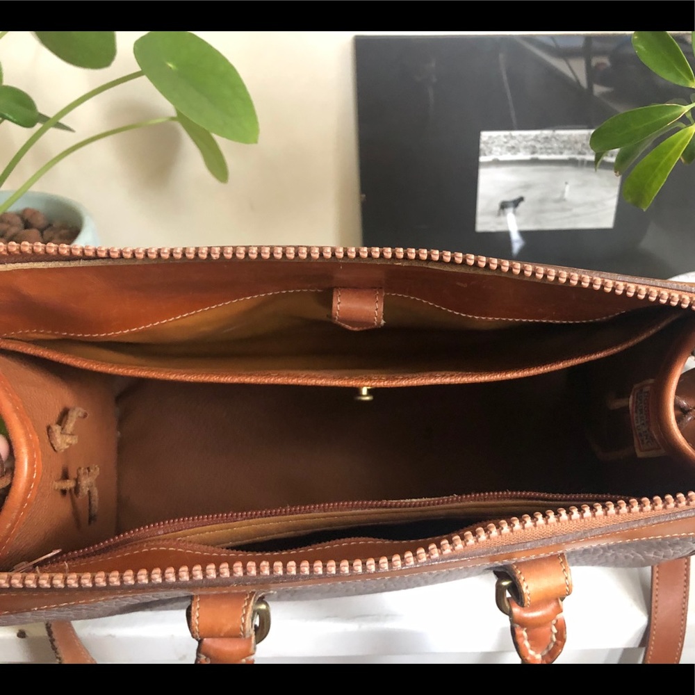 Dooney & Bourke Vintage Pale Lavender Satchel - Picture 8 of 13